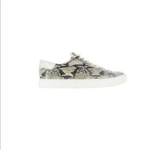 Sam Edelman size 9.5 sneakers